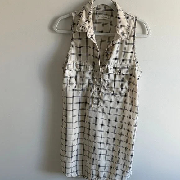 Abercrombie & Fitch Cream and Black Plaid dress - Picture 4 of 5